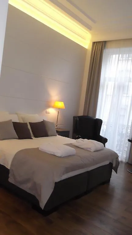 Oda ve Kahvaltı Art De Sejour - B&B Brüksel
