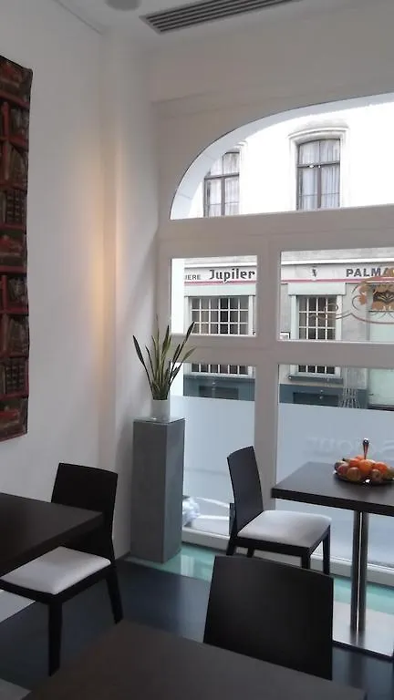 Art De Sejour - B&B Brüksel Belçika