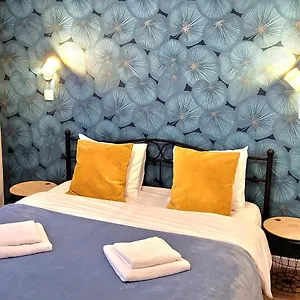  Affittacamere Brand New Iris With Private Bathroom And Balcony
